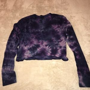tie dye long sleeve crop top
